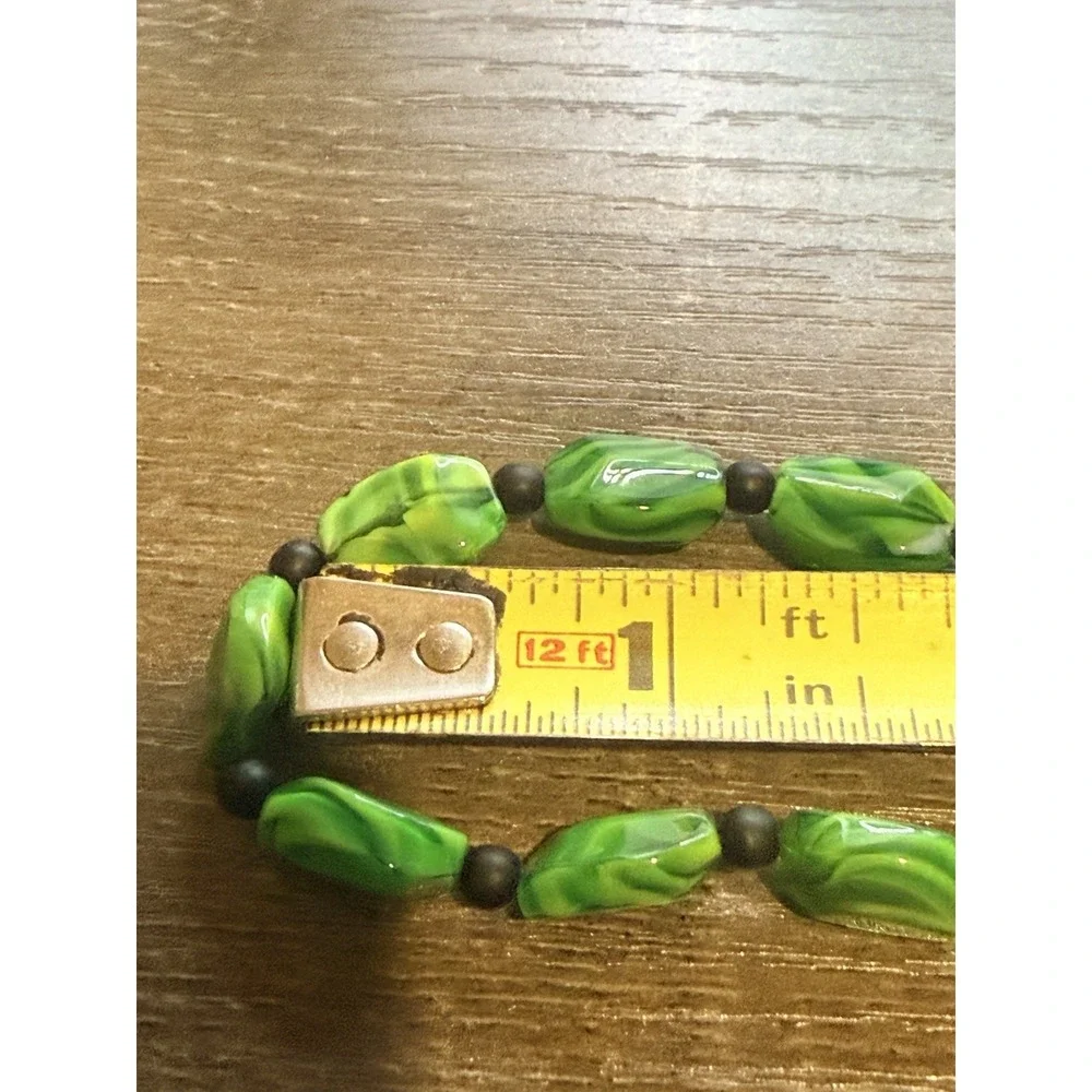 Artisan Glass Beaded Necklace Green Swirl Toggle Clasp 16
